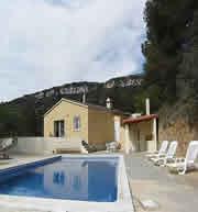 MOnt roig property